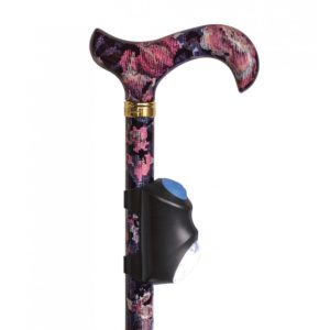 Lampe Silverlux clipée sur une canne de marche 2