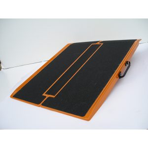 Rampe d'accès XL avec poignée de portage et chasse-roues