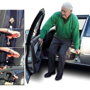 Barre de poche Handy Bar glissée sur la poignée de porte d’une voiture